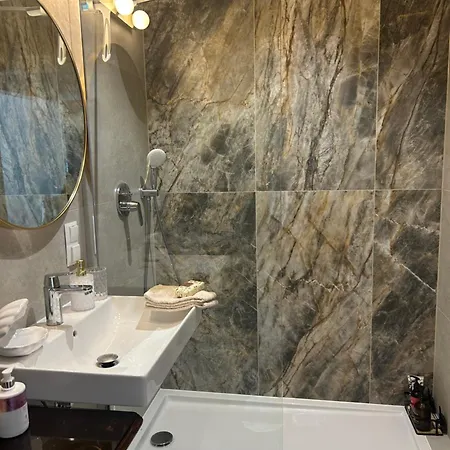 Baltic Dla Par I Singli Apartman *